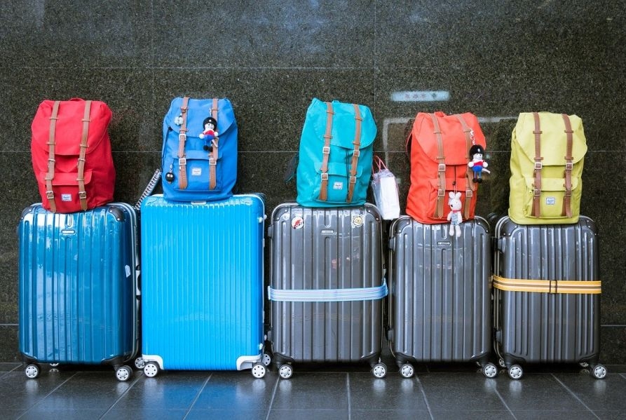 Consigne à bagages sécurisée à Marseille avec un service de livraison.