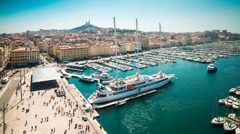 Où laisser  ses bagages à Marseille quand on arrive au port ?